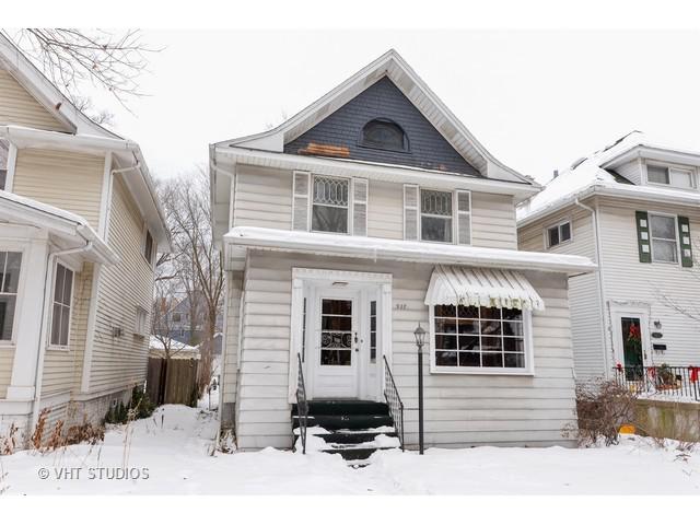 927 Wesley Ave., Evanston, IL 60202