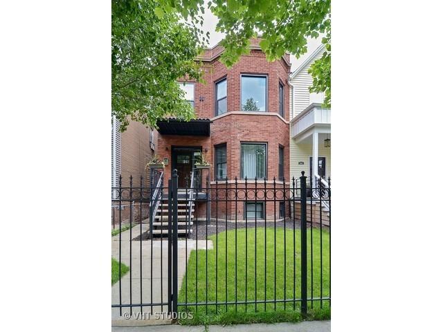 2827 N Mozart St., Chicago, IL 60618