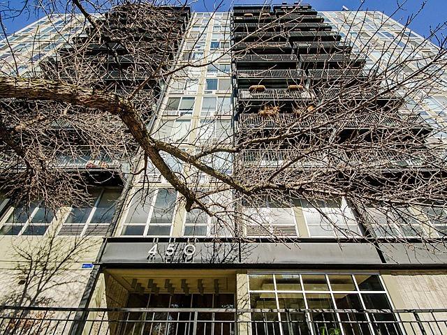 450 W Briar Pl. #9B, Chicago, IL 60657