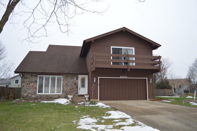1000 Ascot Dr., Crystal Lake, IL 60014