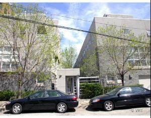 665 N Sangamon St. #2N, Chicago, IL 60642