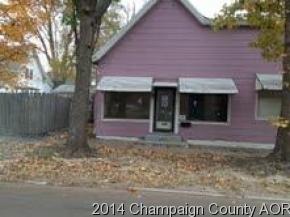 1407 N Lee St., Bloomington, IL 61701