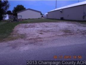 210 E Third, Arthur, IL 61911