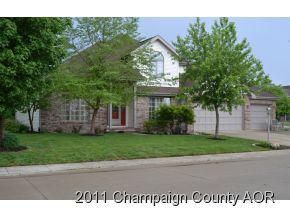205 Surrey Ln, Arthur, IL 61911