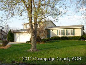 908 S Trailside, Mahomet, IL 61853