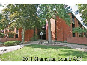 107 N Elm #208, Champaign, IL 61820