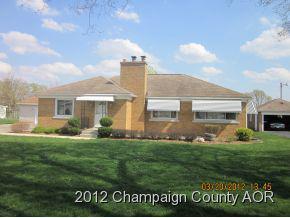 306 S Olmstead, Oakwood, IL 61858