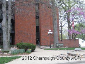 107 N Elm St #308, Champaign, IL 61820