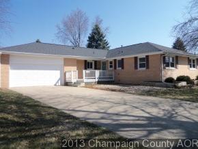 1110 Mitchem Dr, Urbana, IL 61801