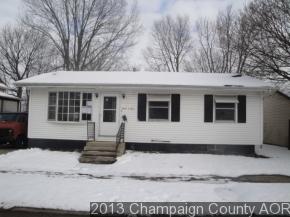 1203 W Taylor St, Bloomington, IL 61701