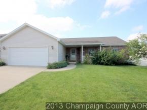 1705 Catalpa Ct, St. Joseph, IL 61873