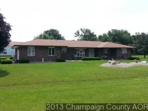 312 S Smith St, Newman, IL 61942