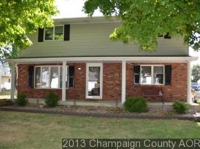 520 S Walnut St., Arthur, IL 61911