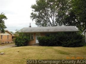 1411 Mittendorf Dr, Champaign, IL 61820
