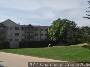 3801 Clubhouse Dr. #104, Champaign, IL 61822