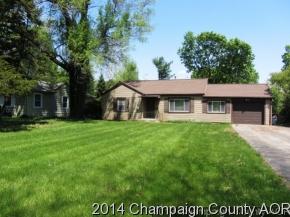 704 Hessel Blvd, Champaign, IL 61820