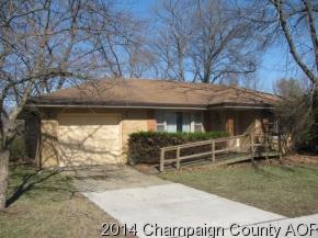 1721 Robert Dr, Champaign, IL 61821