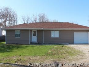 317 Independence Dr, Dewey, IL 61840