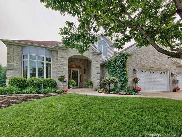 1901 E Meadowlake Ct, Mahomet, IL 61853