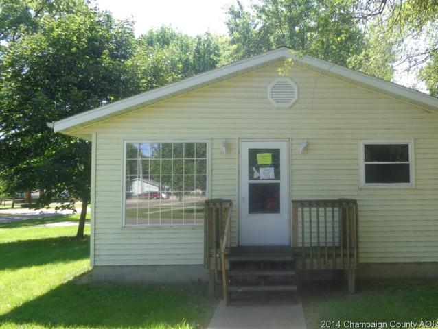 200 S Washington St, Manito, IL 61546