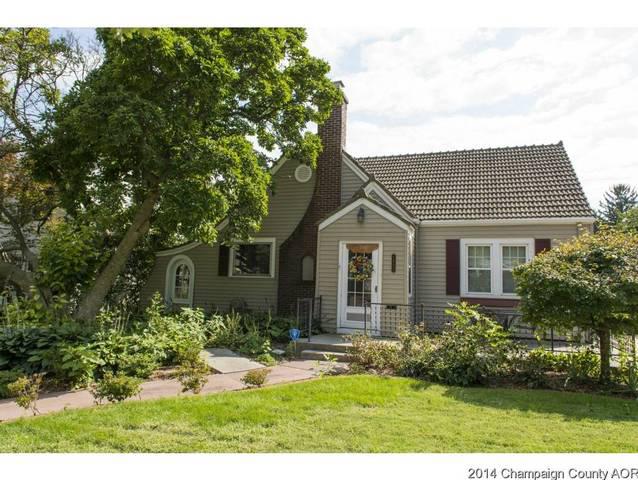1005 John St, Champaign, IL 61821