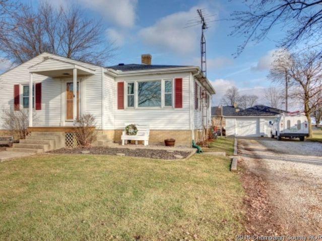 2492 Cr 2095 E, Thomasboro, IL 61878