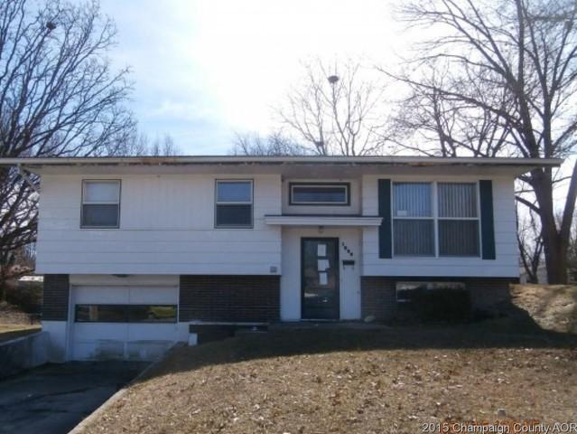 1009 E Grove, Effingham, IL 62401