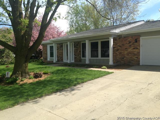 704 Somerset Cir, St. Joseph, IL 61873