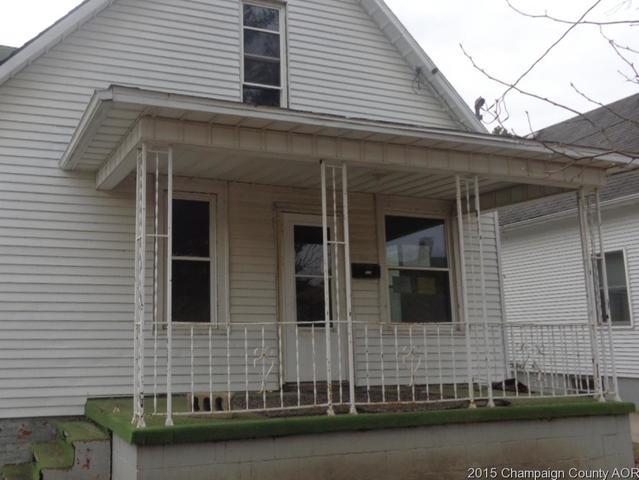 527 Dean Ct, Canton, IL 61520