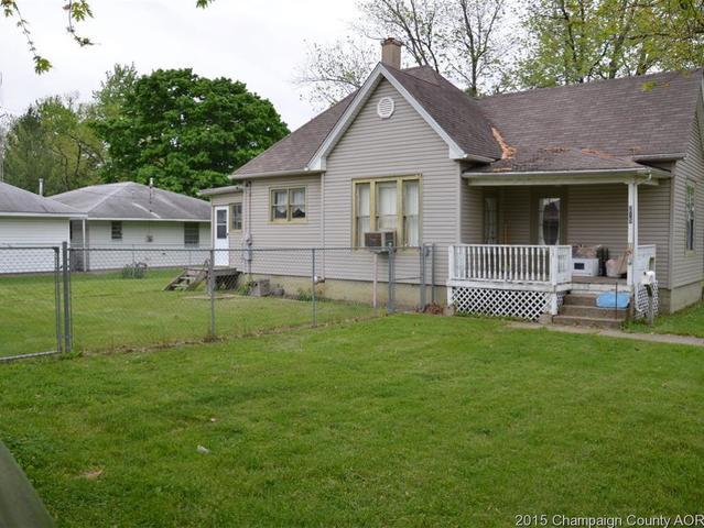 215 W Palmer St., Arthur, IL 61911