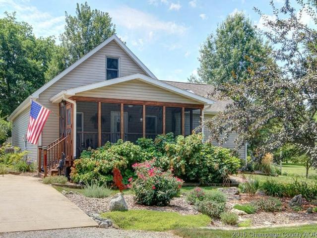 301 E Mckinley St, Philo, IL 61864