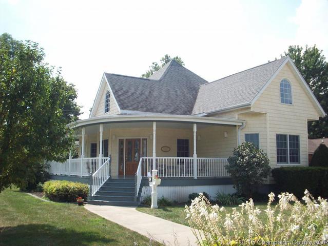 131 E Lincoln St, Arthur, IL 61911