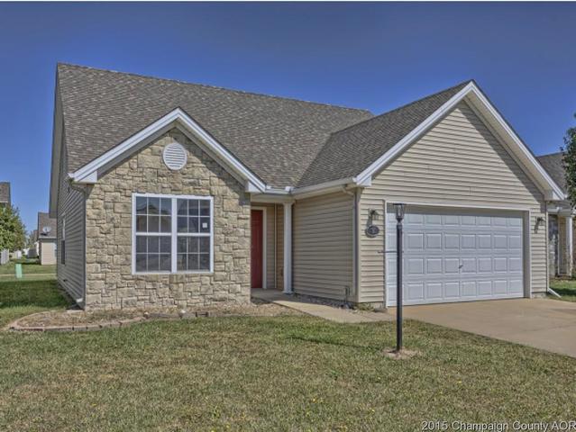 702 Newton Dr, Champaign, IL 61822