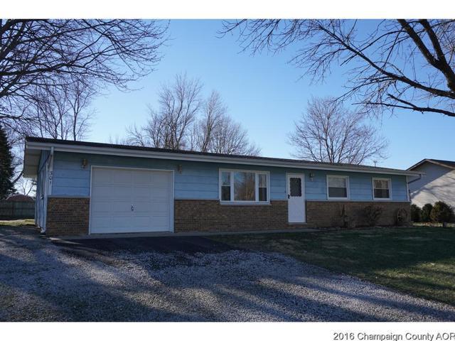 301 W Briarcliff Dr, St. Joseph, IL 61873