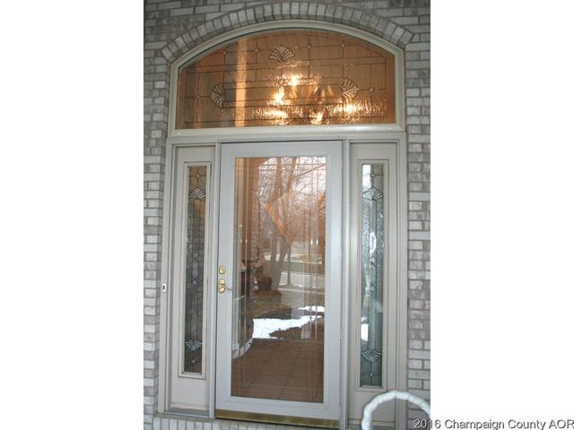 3403 Country Bend Pl, Champaign, IL 61822