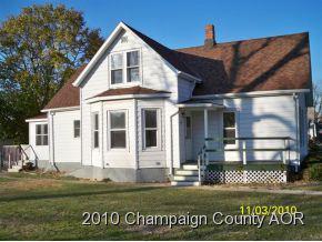 302 N Front St, Danforth, IL 60930