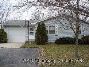 302 Briarcliff, St. Joseph, IL 61873