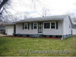 1 Southwood Ct, Champaign, IL 61821