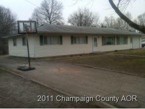 1802 Meadow Dr, Champaign, IL 61821
