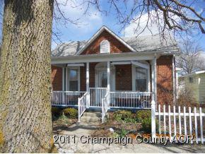 102 E North Main, Oakwood, IL 61858
