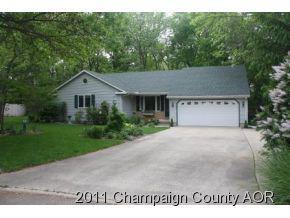 1612 Lakeshore Drive, Mahomet, IL 61853