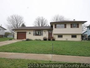 2409 Elizabeth St, Urbana, IL 61802