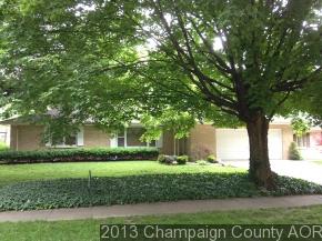 1105 Foothill Dr, Champaign, IL 61821