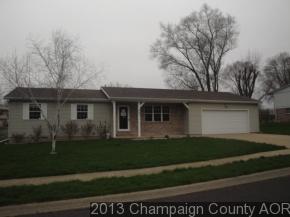 301 Pontiac Rd, Marquette Heights, IL 61554