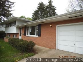 903 E Harding, Urbana, IL 61801
