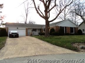 7 Bel Air Ct, Champaign, IL 61820