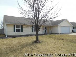 608 Sherwood Dr, St. Joseph, IL 61873