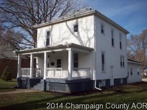 231 N Walnut St, Arcola, IL 61910