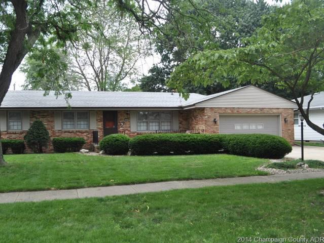 2305 Brookshire E, Champaign, IL 61821