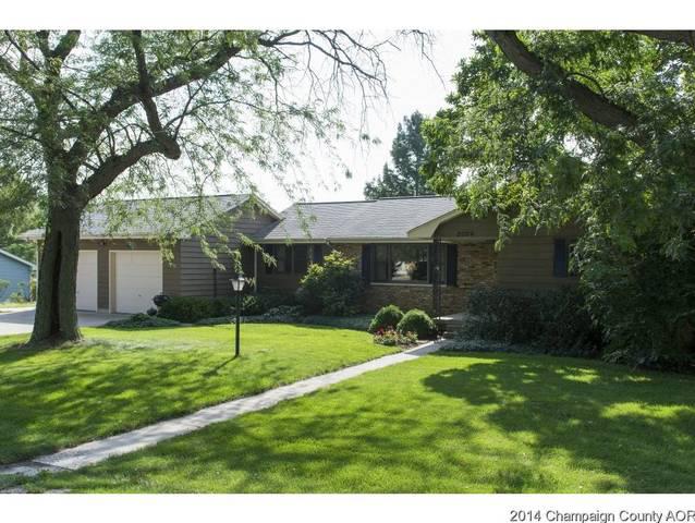 2004 Meadowhill Lane, Mahomet, IL 61853
